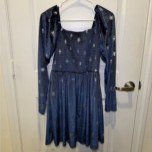 NWT BoxLunch Disney Mickey Mouse Snowflake Smock Dress